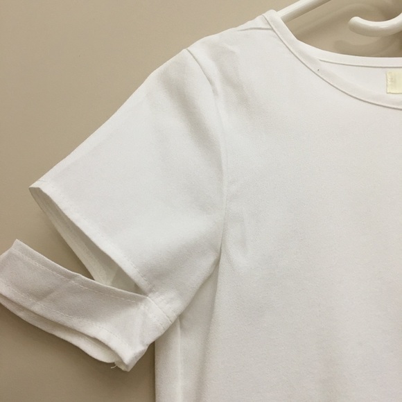 BALUOKE White Open Back Cutout Blouse Women’s Small - Picture 3 of 4